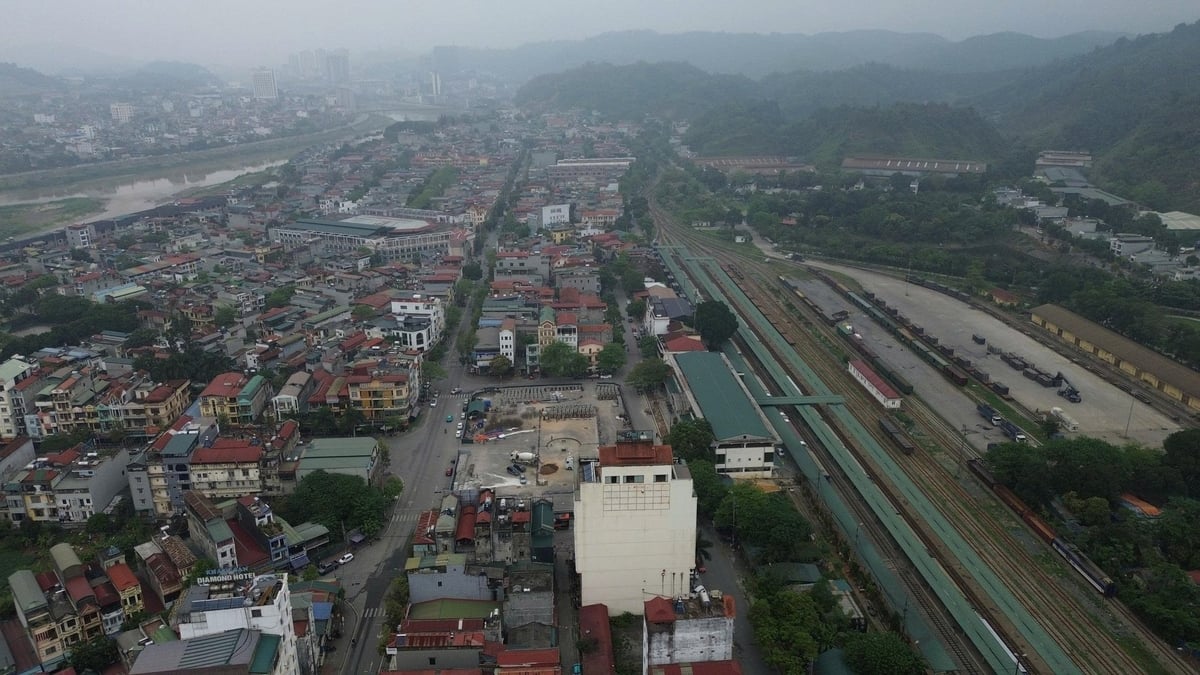 Quang cảnh thành phố Lào Cai cũ. Ảnh: Đại Long.