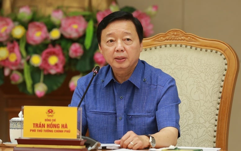 Phó Thủ tướng Trần Hồng Hà yêu cầu Bộ Công Thương rà soát thể chế, chính sách đã ban hành, đề xuất bổ sung những quy định còn thiếu, đặc biệt trong lĩnh vực thuế và tài chính. Ảnh: VGP/Minh Khôi.