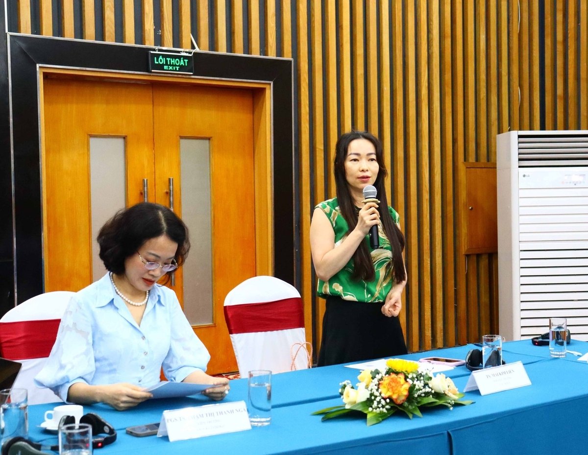 Bà Mai Kim Liên, Phó Cục trưởng Cục Biến đổi khí hậu phát biểu tại hội thảo. Ảnh: Trần Tân.