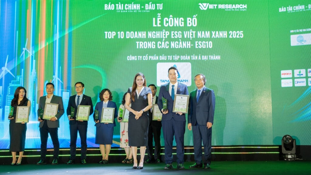 Khẳng định vai trò tiên phong trên hành trình phát triển bền vững. Ảnh: TAĐT.