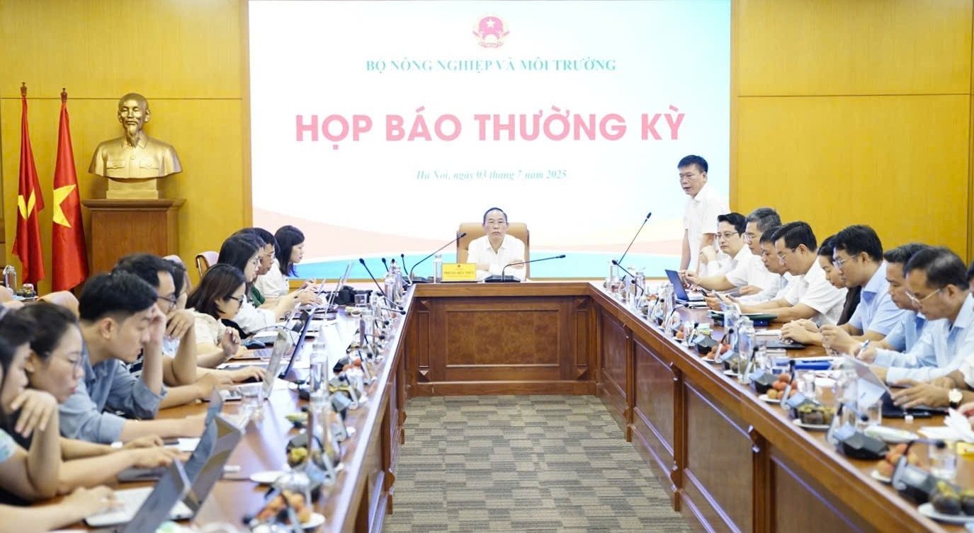 Họp báo thường kỳ của Bộ Nông nghiệp và Môi trường sáng 3/7. Ảnh: Linh Linh.