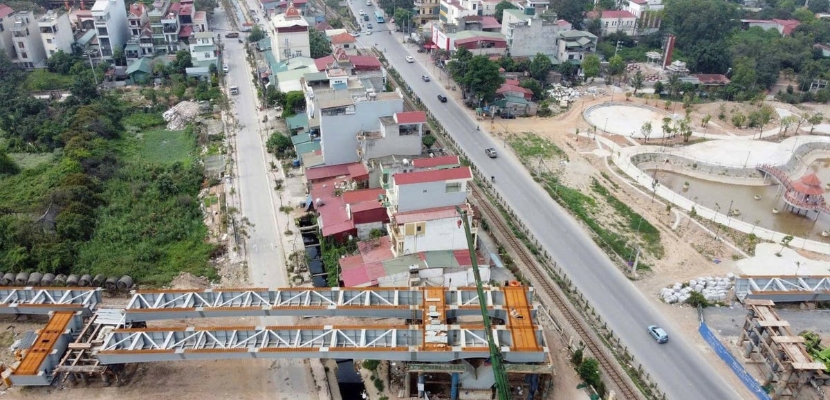 Từ ngày 05 - 08/7 sẽ cấm các phương tiện lưu thông qua Km192+799 Quốc lộ 1A (xã Thường Tín) vào khung giờ từ 23h đến 4 sáng hôm sau để phục vụ thi công cầu Dương Trực Nguyên, Ảnh: DL.