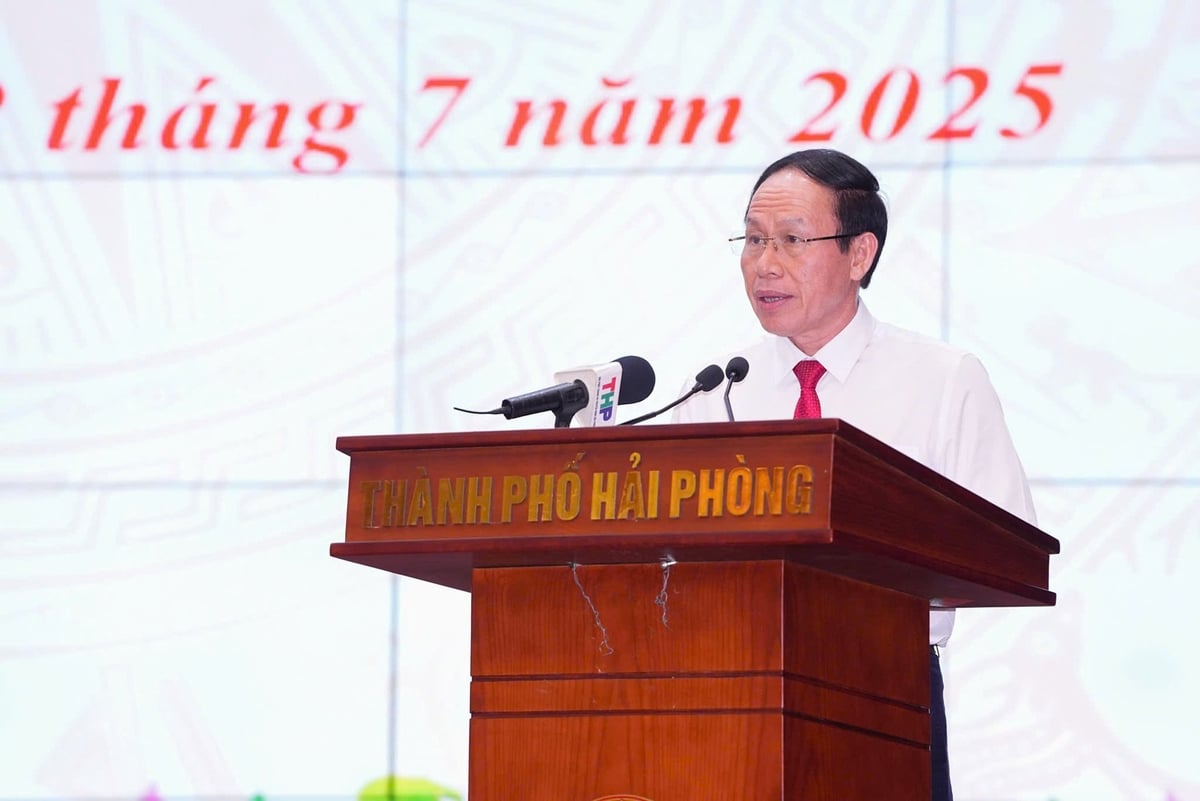 Ông Lê Tiến Châu - Bí thư Thành ủy Hải Phòng phát biểu tại hội nghị. Ảnh: Đàm Thanh.