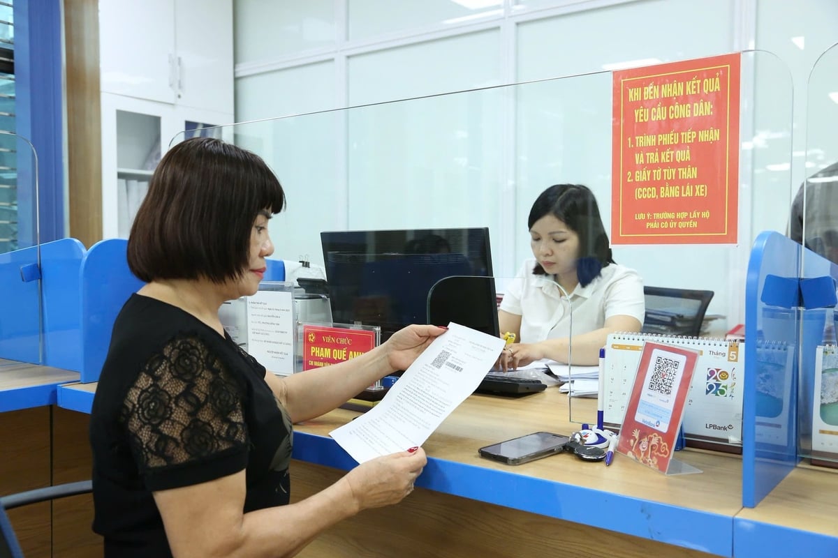 Tổ công tác sẽ được thành lập để hỗ trợ các xã, phường thực hiện thủ tục hành chính về đất đai. Ảnh: Thanh Ngà.