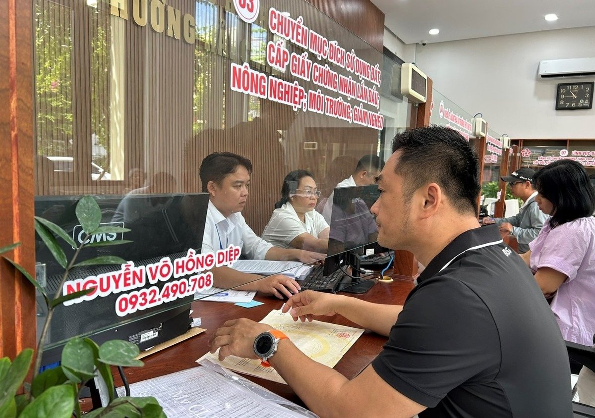Mô hình chính quyền hai cấp mang lại những cải cách thủ tục đất lớn cho người dân. Ảnh: Lan Anh