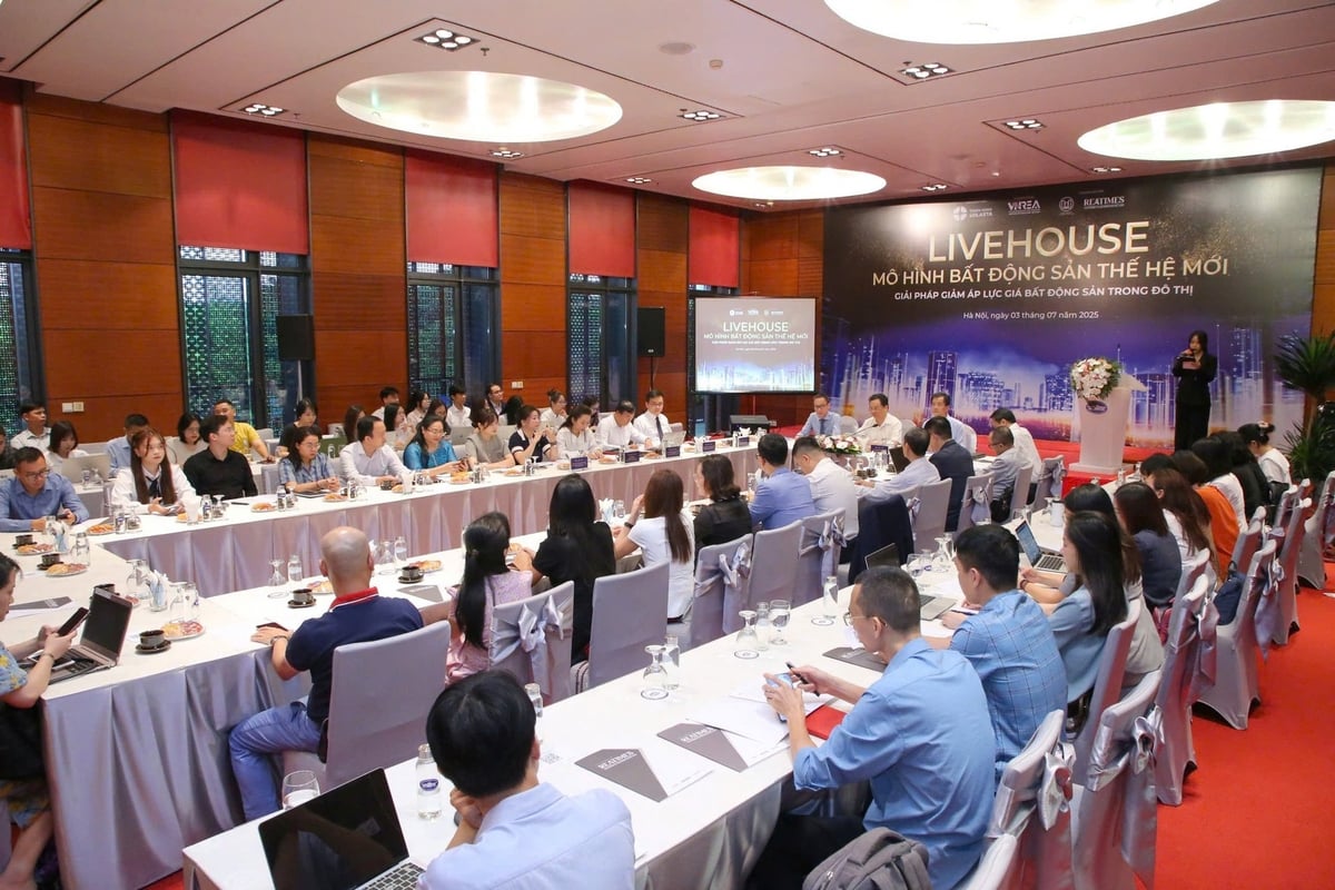 Toàn cảnh hội thảo 'Livehouse - Mô hình bất động sản thế hệ mới: Giải pháp giảm áp lực giá bất động sản trong đô thị'. Ảnh: Reatimes. 