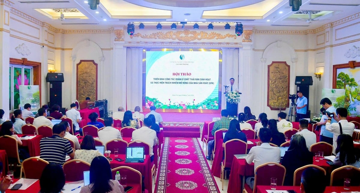 Hội thảo thu hút sự tham gia của gần 100 đại biểu. Ảnh: Phạm Oanh.