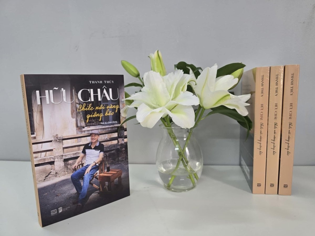 Cuốn sách nhìn lại một hành trình nghệ thuật sân khấu. Cuốn sách nhìn lại một hành trình nghệ thuật sân khấu.