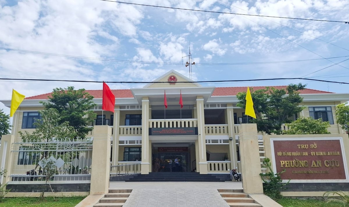 TP Huế hướng đến mô hình chính quyền địa phương hai cấp toàn diện, trong đó xây dựng xã, phường 3 không: ‘không rác, không ồn, không tệ nạn’. Ảnh: V.D. TP Huế hướng đến mô hình chính quyền địa phương hai cấp toàn diện, trong đó xây dựng xã, phường 3 không: ‘không rác, không ồn, không tệ nạn’. Ảnh: V.D.
