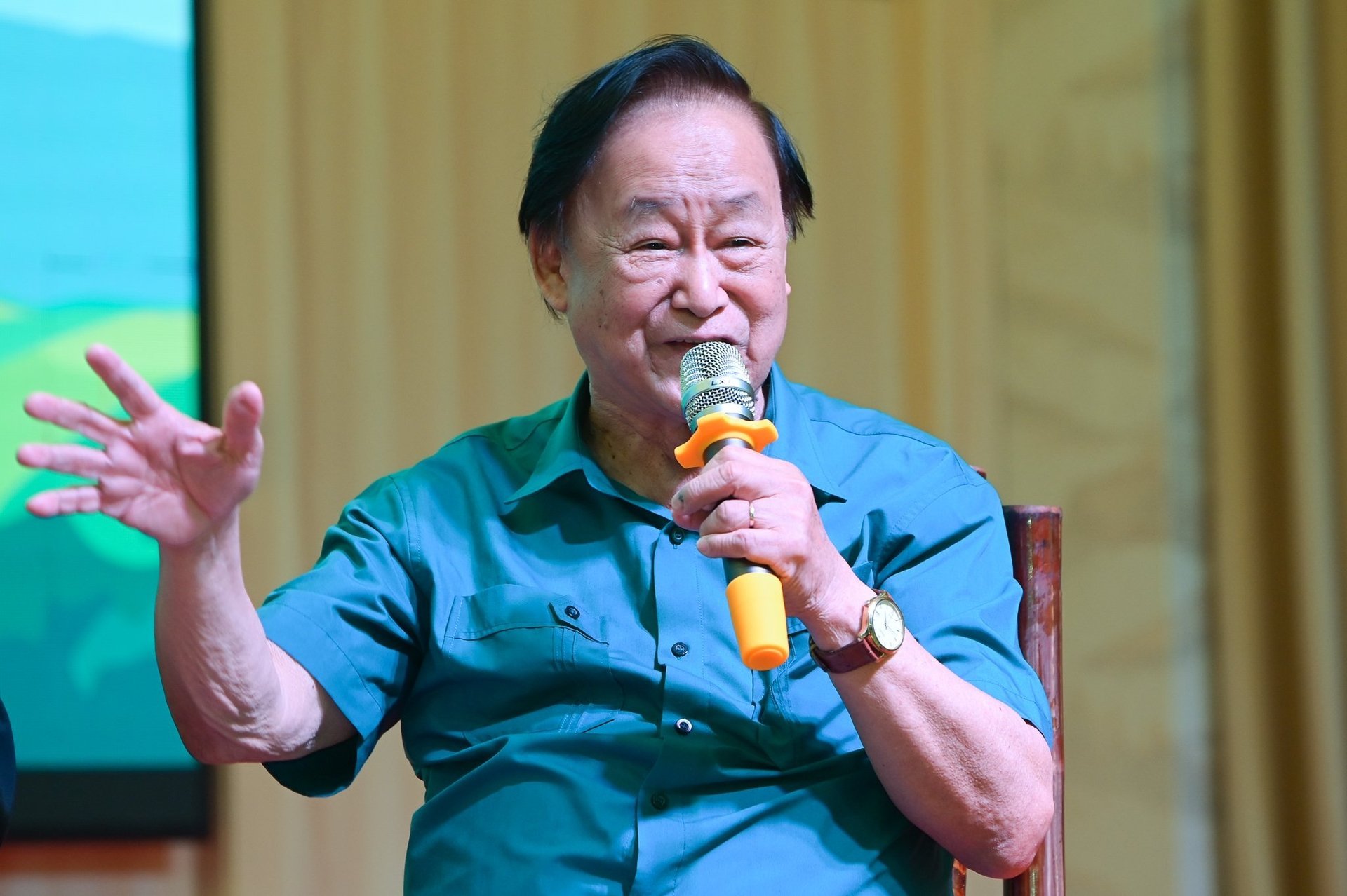 Ông Nguyễn Lân Hùng, Tổng Thư ký Hội Các ngành sinh học Việt Nam cho rằng, tiềm năng phát triển cây dược liệu tại Tây Bắc vẫn còn bị bỏ ngỏ, chưa được khai thác đúng tầm. Ảnh: Tùng Đinh. Ông Nguyễn Lân Hùng, Tổng Thư ký Hội Các ngành sinh học Việt Nam cho rằng, tiềm năng phát triển cây dược liệu tại Tây Bắc vẫn còn bị bỏ ngỏ, chưa được khai thác đúng tầm. Ảnh: Tùng Đinh.