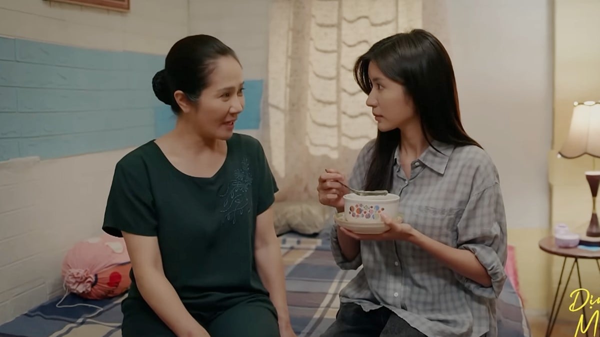 Bà Vui tỏ ý muốn kết đôi cho con trai với Xuân. Ảnh CMH Bà Vui tỏ ý muốn kết đôi cho con trai với Xuân. Ảnh CMH