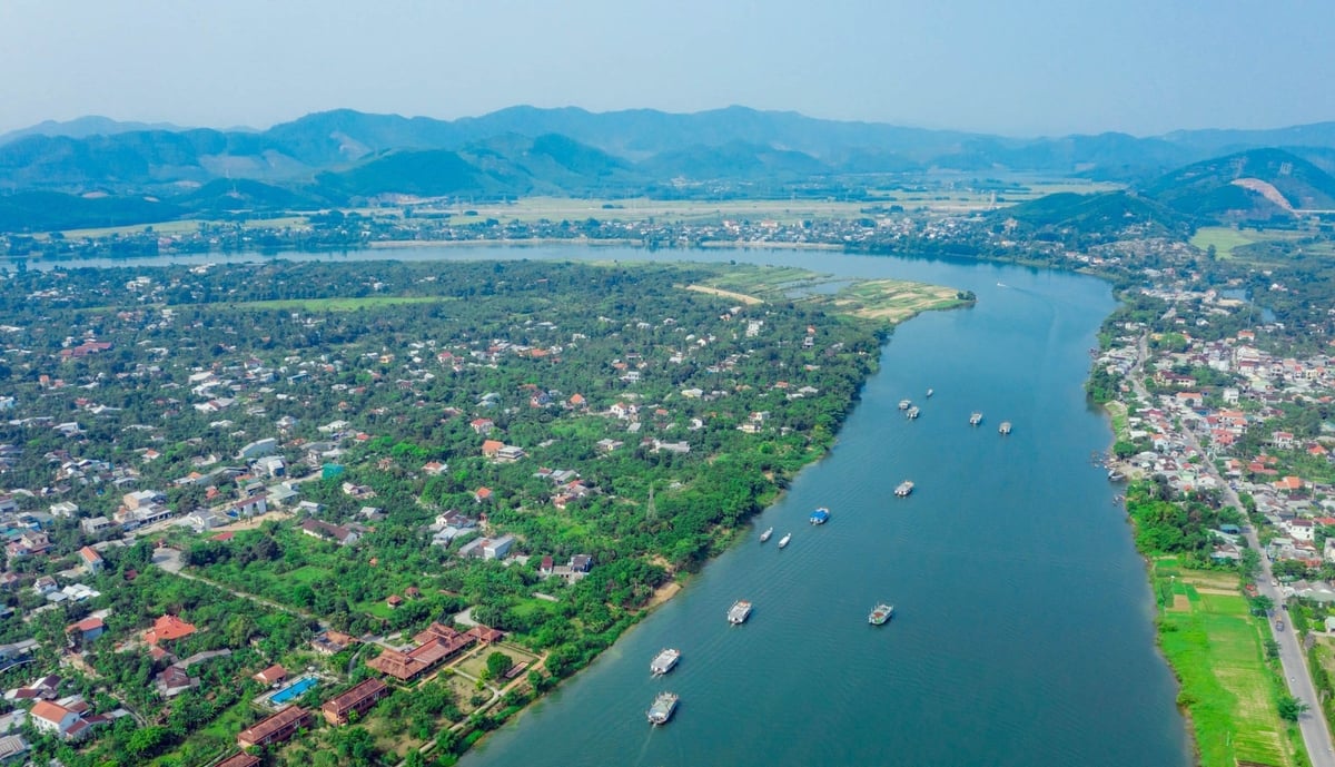TP Huế có nguồn tài nguyên nước dưới đất đa dạng. Ảnh: Văn Dinh. TP Huế có nguồn tài nguyên nước dưới đất đa dạng. Ảnh: Văn Dinh.