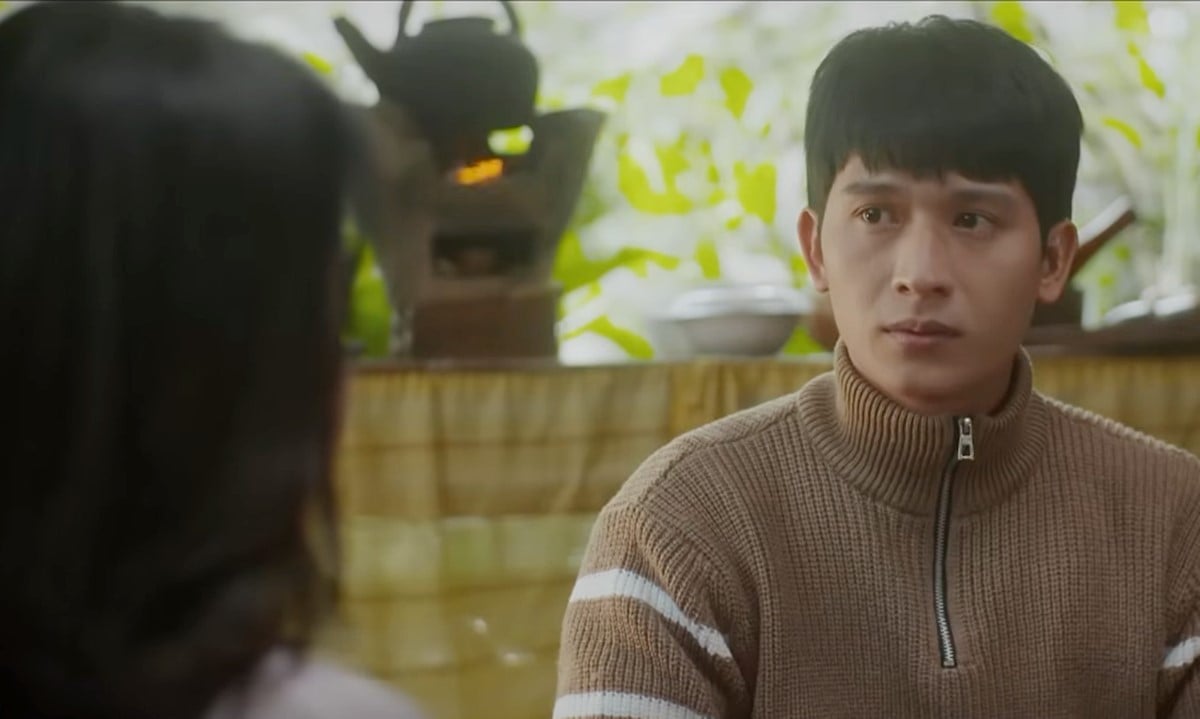 Dương khó xử khi Mai Ly vẫn đeo đuổi mình. Ảnh CMH Dương khó xử khi Mai Ly vẫn đeo đuổi mình. Ảnh CMH