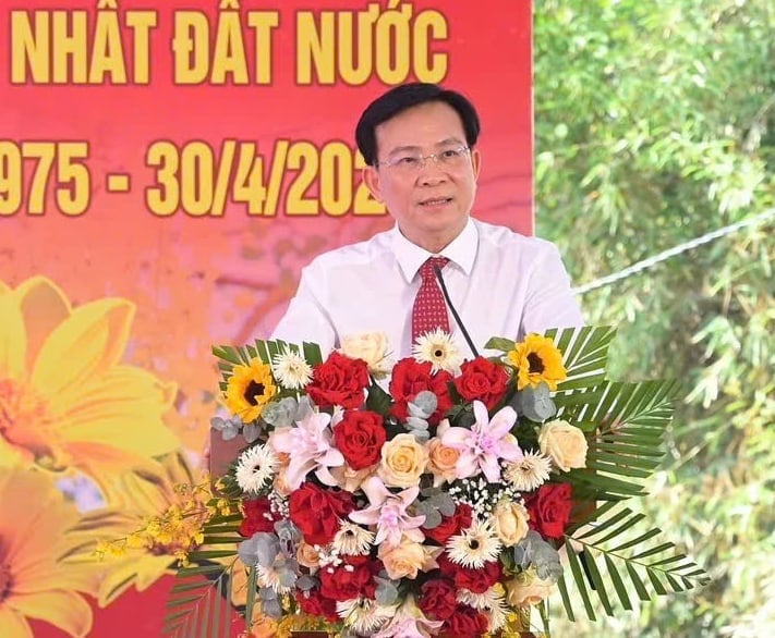 Chủ tịch UBND tỉnh Lâm Đồng Hồ Văn Mười chịu trách nhiệm lãnh đạo, điều hành và quản lý toàn diện mọi hoạt động của UBND tỉnh. Ảnh: Phạm Hoài. Chủ tịch UBND tỉnh Lâm Đồng Hồ Văn Mười chịu trách nhiệm lãnh đạo, điều hành và quản lý toàn diện mọi hoạt động của UBND tỉnh. Ảnh: Phạm Hoài.