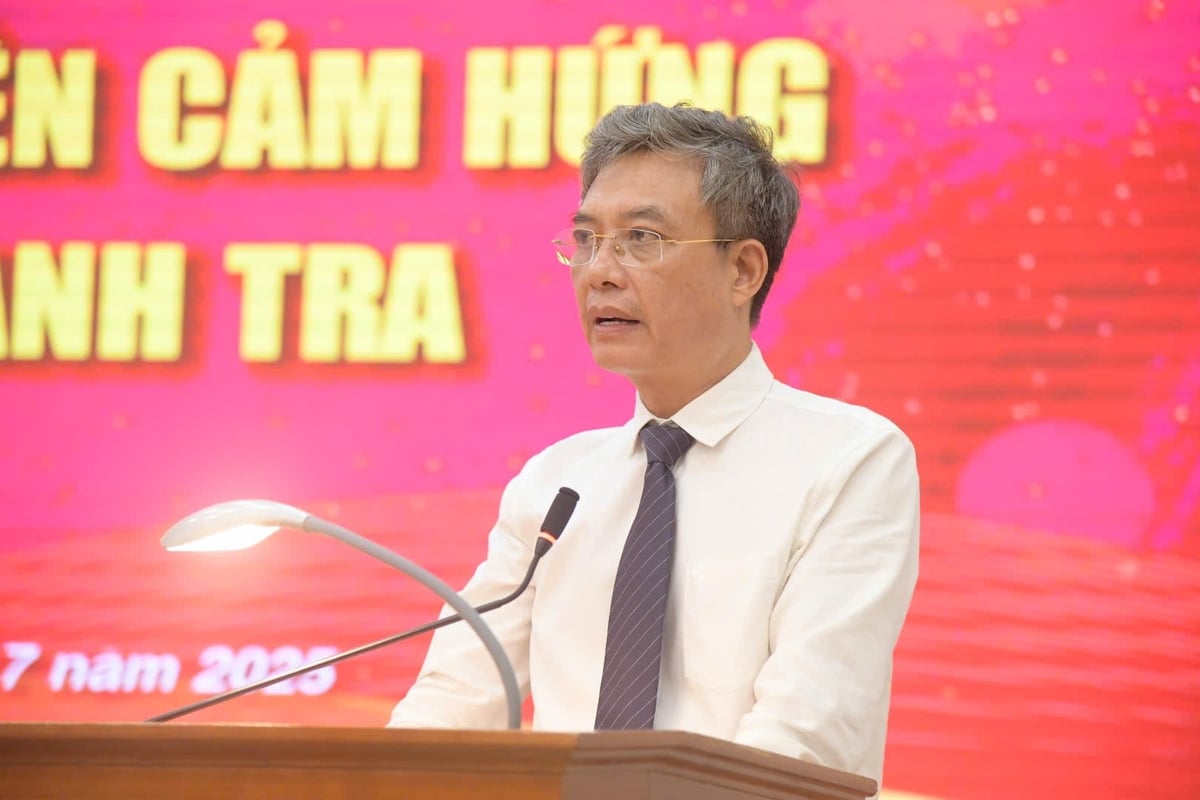 Theo ông Nguyễn Tuấn Anh, Tổng Biên tập Báo Thanh tra, Trưởng Ban Tổ chức Cuộc thi, phần thưởng cao quý nhất của Cuộc thi chính là sự lan tỏa của những giá trị thật, người thật, việc thật, khơi dậy cảm hứng và niềm tin trong toàn ngành, trong cộng đồng và trong xã hội. Ảnh: Quang Huy. Theo ông Nguyễn Tuấn Anh, Tổng Biên tập Báo Thanh tra, Trưởng Ban Tổ chức Cuộc thi, phần thưởng cao quý nhất của Cuộc thi chính là sự lan tỏa của những giá trị thật, người thật, việc thật, khơi dậy cảm hứng và niềm tin trong toàn ngành, trong cộng đồng và trong xã hội. Ảnh: Quang Huy.