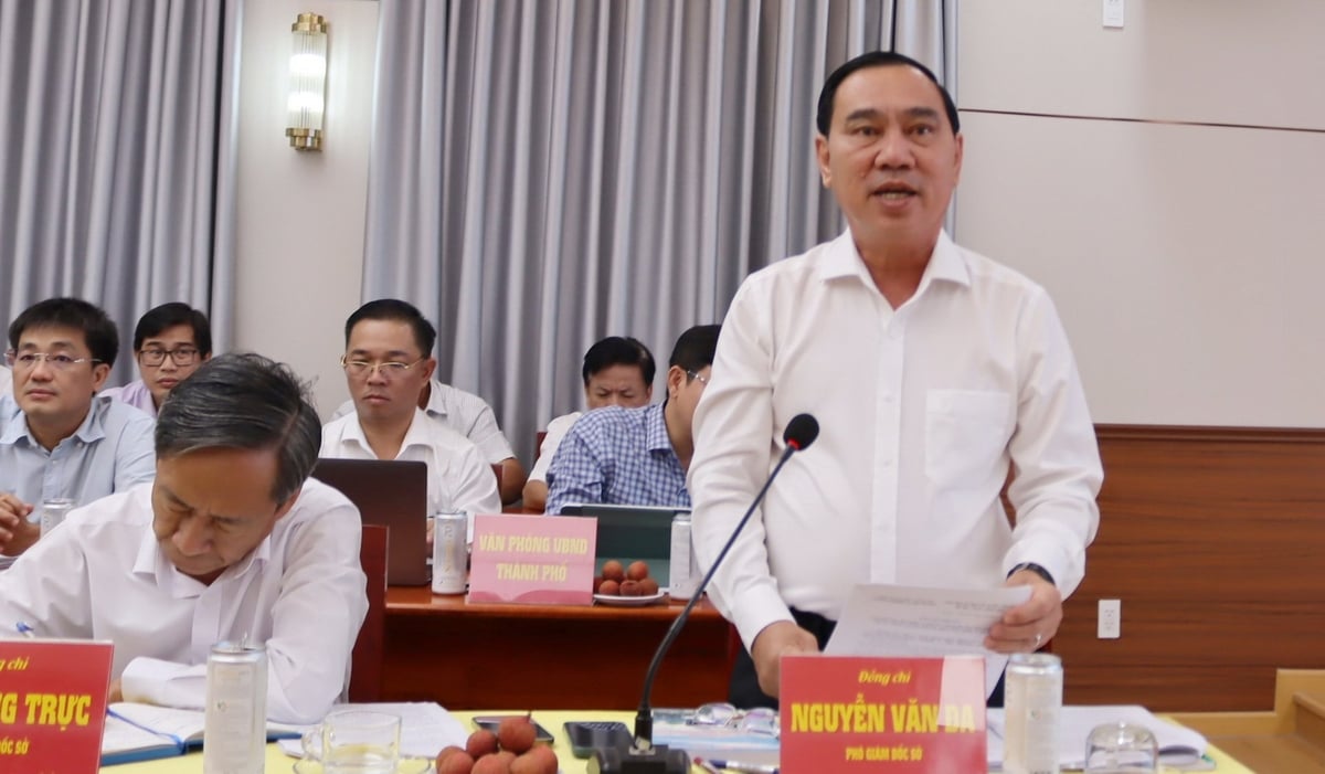 Ông Nguyễn Văn Đa - Phó Giám đốc Sở Nông nghiệp và Môi trường TP.HCM đóng góp ý kiến về công tác quản lý tài nguyên khoáng sản. Ảnh: Tường Tú. Ông Nguyễn Văn Đa - Phó Giám đốc Sở Nông nghiệp và Môi trường TP.HCM đóng góp ý kiến về công tác quản lý tài nguyên khoáng sản. Ảnh: Tường Tú.