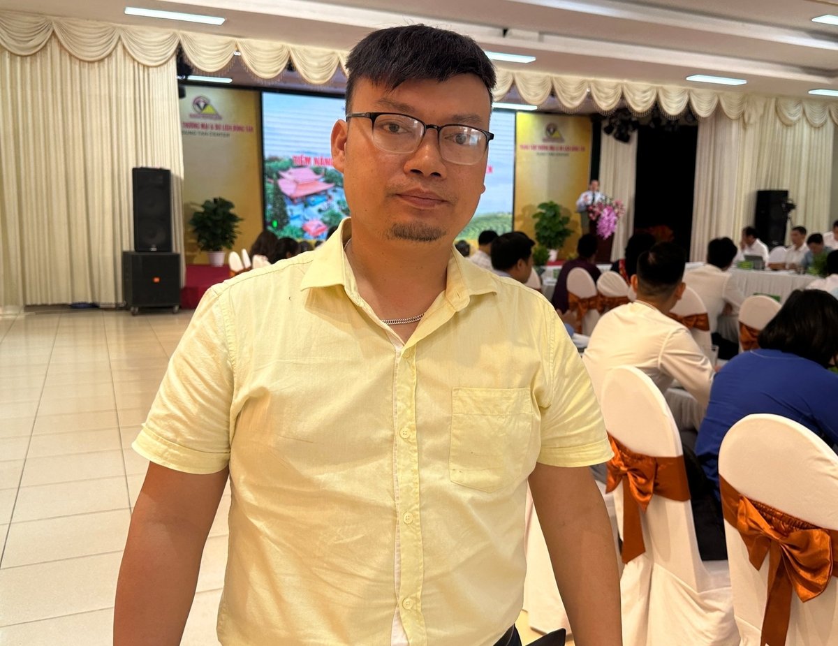 Ông Lục Huy Chung - Chủ cơ sở Ba Bể Hada Homestay. Ông Lục Huy Chung - Chủ cơ sở Ba Bể Hada Homestay.