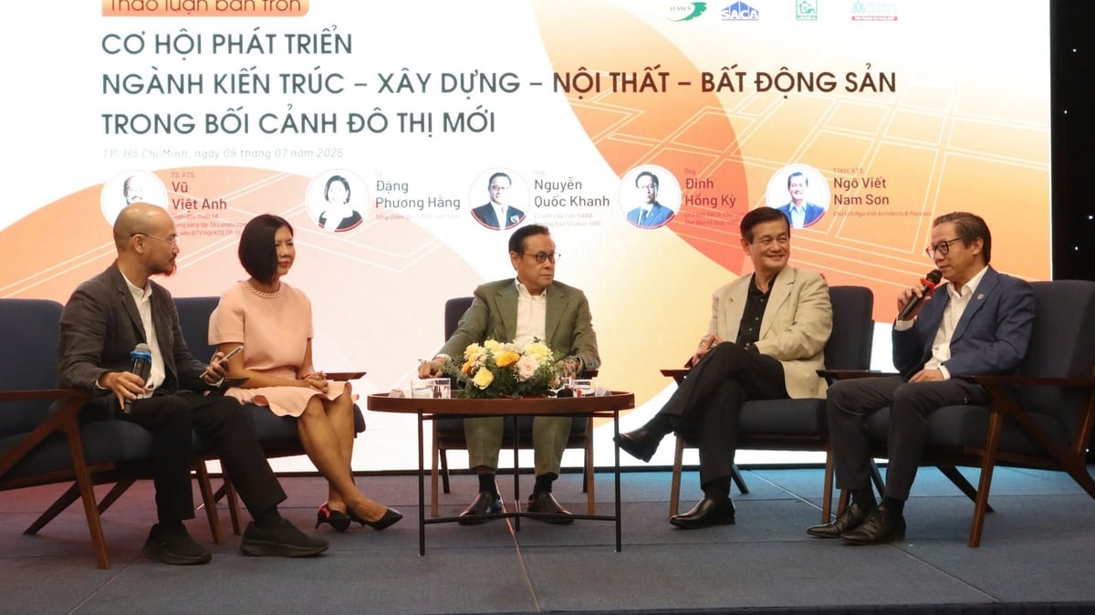 Các đại biểu thảo luận về không gian phát triển mới cho ngành kiến trúc, xây dựng, nội thất trong bối cảnh mới. Ảnh: Xuân Anh. Các đại biểu thảo luận về không gian phát triển mới cho ngành kiến trúc, xây dựng, nội thất trong bối cảnh mới. Ảnh: Xuân Anh.