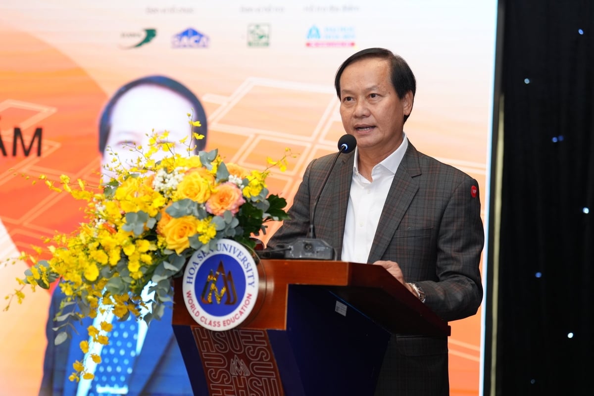 Ông Phùng Quốc Mẫn - Chủ tịch Hội Mỹ nghệ và chế biến gỗ TP.HCM phát biểu tại tọa đàm. Ảnh: Hawa. Ông Phùng Quốc Mẫn - Chủ tịch Hội Mỹ nghệ và chế biến gỗ TP.HCM phát biểu tại tọa đàm. Ảnh: Hawa.