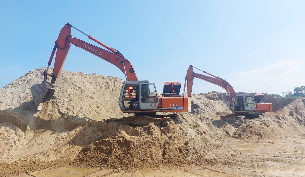 Giá cát tại TP Huế đang tăng vọt thời gian gần đây. Ảnh: Văn Dinh. Giá cát tại TP Huế đang tăng vọt thời gian gần đây. Ảnh: Văn Dinh.