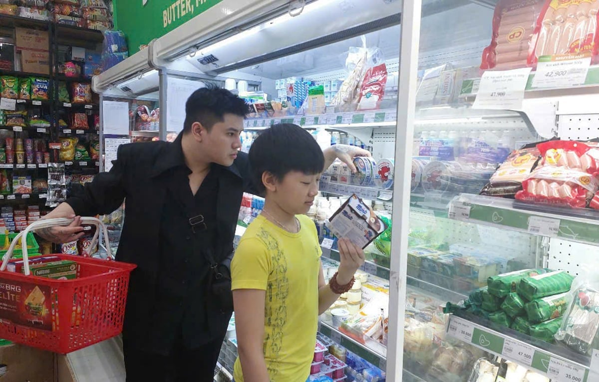 Xuân Hà. Xuân Hà.