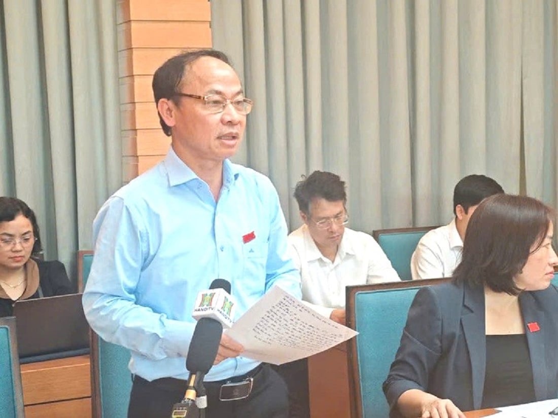 Đại biểu Nguyễn Quang Tuấn, Phó Giám đốc Sở Giáo dục và Đào tạo Hà Nội phát biểu tại Tổ 3. Ảnh: Nguyễn Trường. Đại biểu Nguyễn Quang Tuấn, Phó Giám đốc Sở Giáo dục và Đào tạo Hà Nội phát biểu tại Tổ 3. Ảnh: Nguyễn Trường.