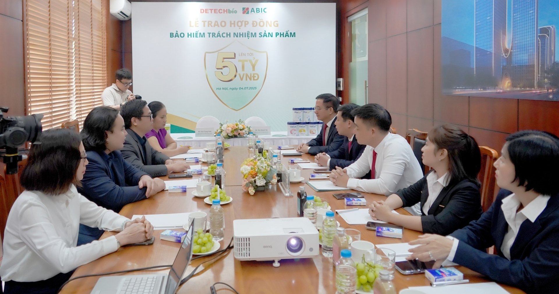 Toàn cảnh buổi lễ ký kết thỏa thuận hợp tác. Ảnh: ABIC. Toàn cảnh buổi lễ ký kết thỏa thuận hợp tác. Ảnh: ABIC.