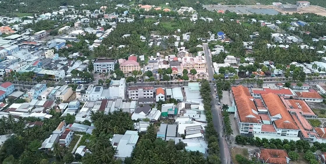 Liên quan vụ 21 thửa đất được tổ chức đấu giá sai quy định, nhiều cán bộ bị đề nghị kiểm điểm và xử lý trách nhiệm. Ảnh: Hồ Thảo. Liên quan vụ 21 thửa đất được tổ chức đấu giá sai quy định, nhiều cán bộ bị đề nghị kiểm điểm và xử lý trách nhiệm. Ảnh: Hồ Thảo.