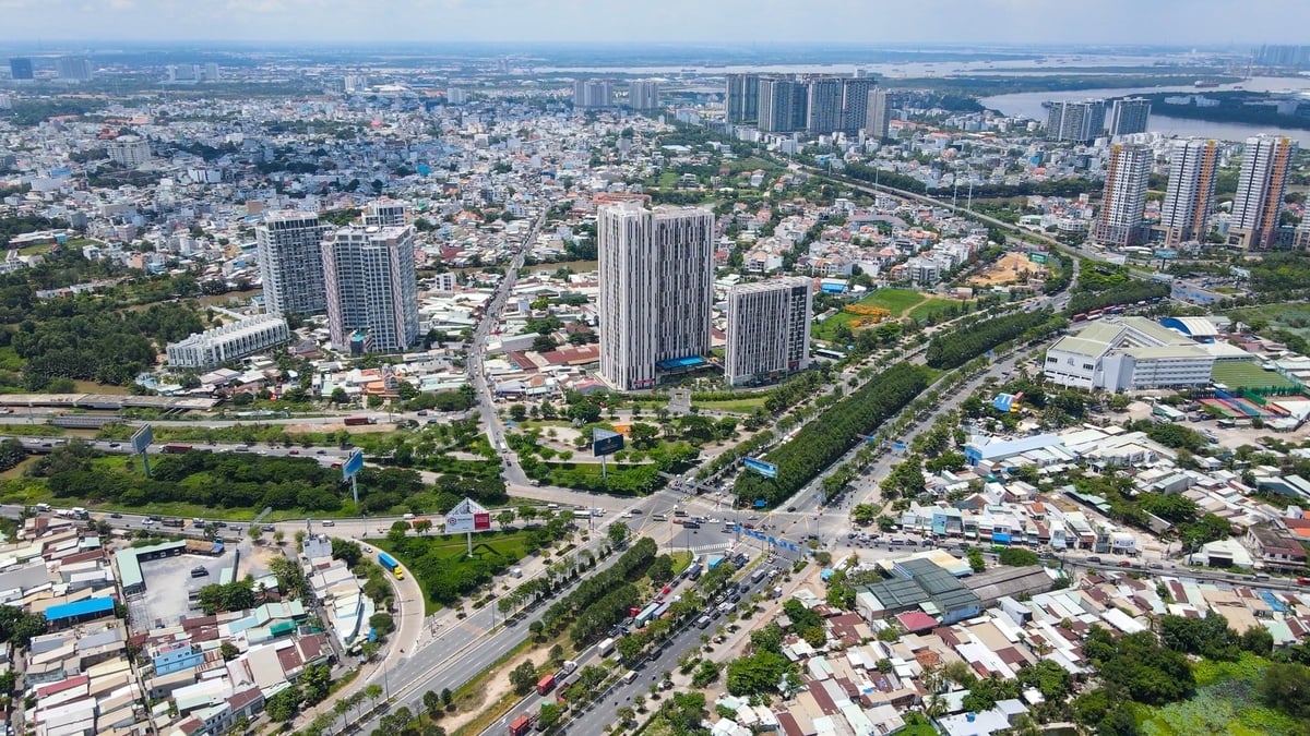 Chỉ với 7 dự án đủ điều kiện mở bán, cho thấy thị trường BĐS TP.HCM phục hồi chậm. Ảnh: Đình Du. Chỉ với 7 dự án đủ điều kiện mở bán, cho thấy thị trường BĐS TP.HCM phục hồi chậm. Ảnh: Đình Du.