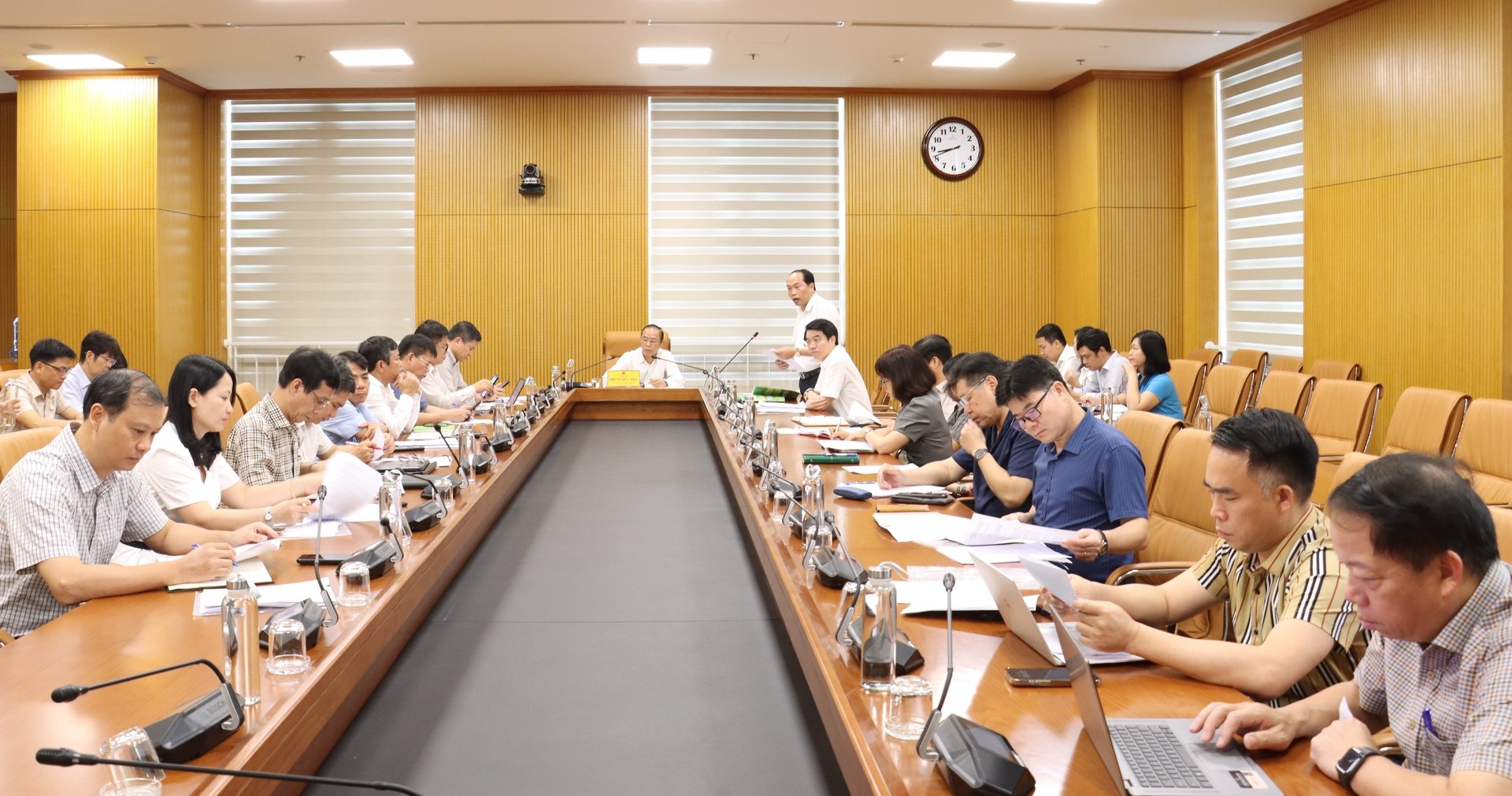 Các tiểu ban báo cáo tiến độ thực hiện từng nhóm công việc trọng tâm chuẩn bị tổ chức Triển lãm thành tựu đất nước và kỷ niệm 80 năm ngành NN-MT. Ảnh: Nguyễn Thủy. Các tiểu ban báo cáo tiến độ thực hiện từng nhóm công việc trọng tâm chuẩn bị tổ chức Triển lãm thành tựu đất nước và kỷ niệm 80 năm ngành NN-MT. Ảnh: Nguyễn Thủy.