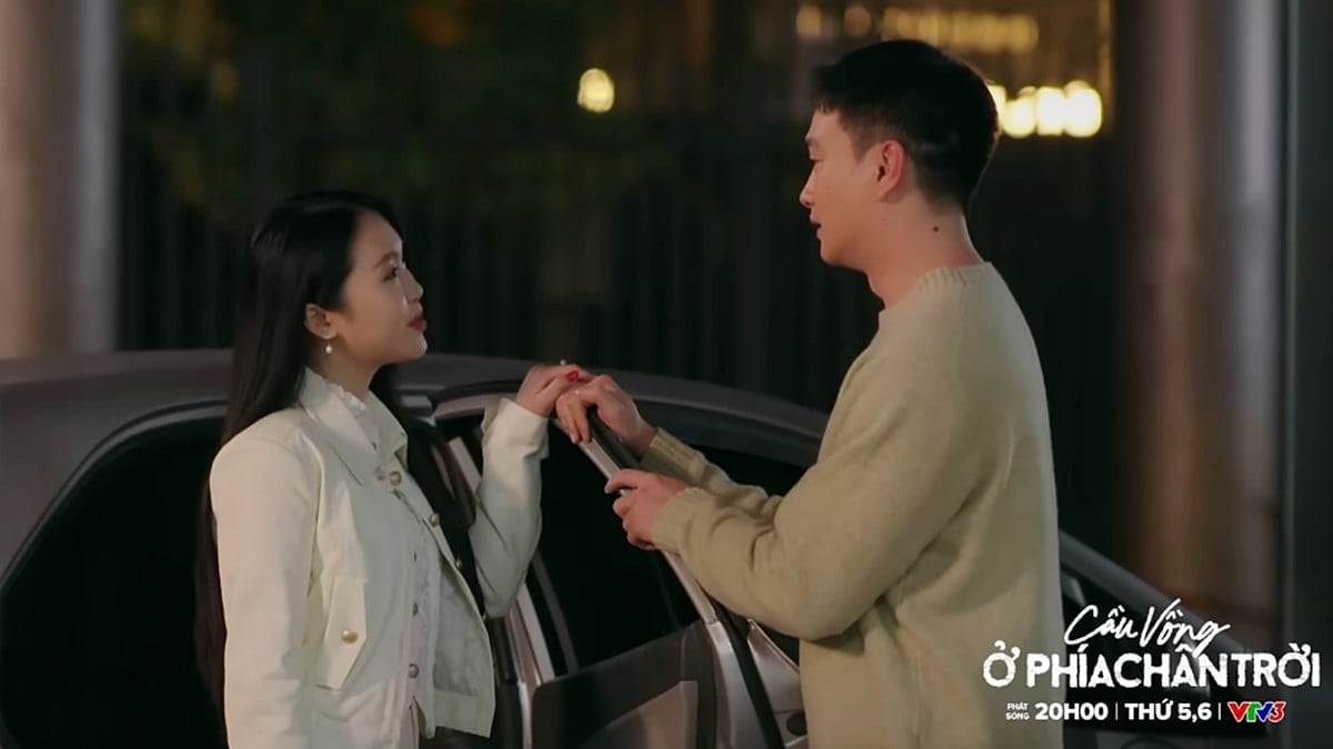 Hóa ra cô gái bị làm bẩn áo là người thích Tuấn từ lâu. Ảnh CMH Hóa ra cô gái bị làm bẩn áo là người thích Tuấn từ lâu. Ảnh CMH
