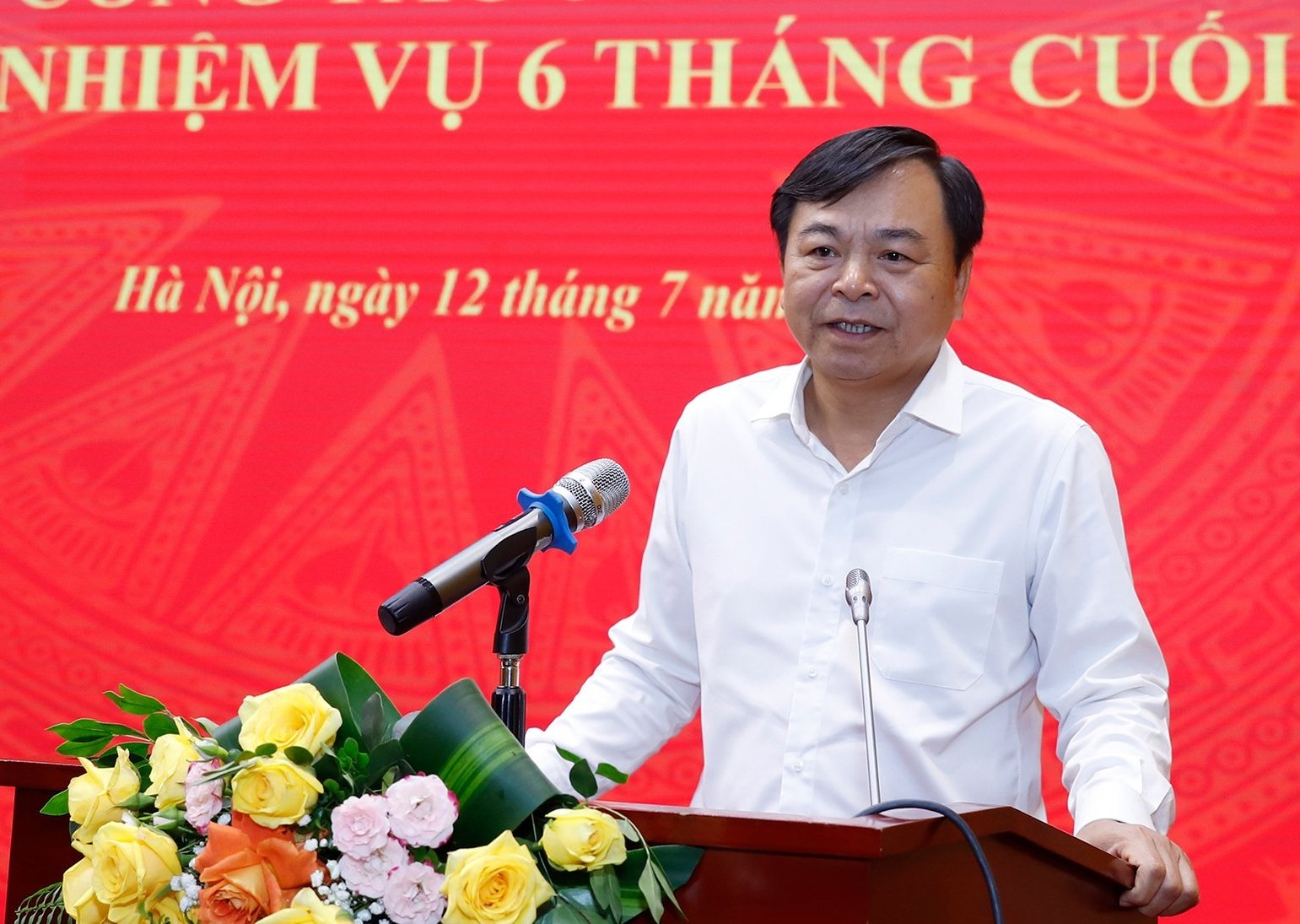 Thứ trưởng Bộ NN-MT Nguyễn Hoàng Hiệp phát biểu tại Hội nghị sơ kết công tác Đảng 6 tháng đầu năm và triển khai nhiệm vụ trọng tâm 6 tháng cuối năm 2025. Ảnh: Khương Trung. Thứ trưởng Bộ NN-MT Nguyễn Hoàng Hiệp phát biểu tại Hội nghị sơ kết công tác Đảng 6 tháng đầu năm và triển khai nhiệm vụ trọng tâm 6 tháng cuối năm 2025. Ảnh: Khương Trung.