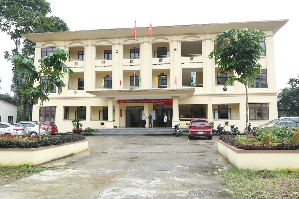 Nhiều cơ sở hạ tầng, trụ sở làm việc được đầu tư khang trang, đáp ứng tốt việc tiếp công dân. Ảnh: Thanh Tiến.