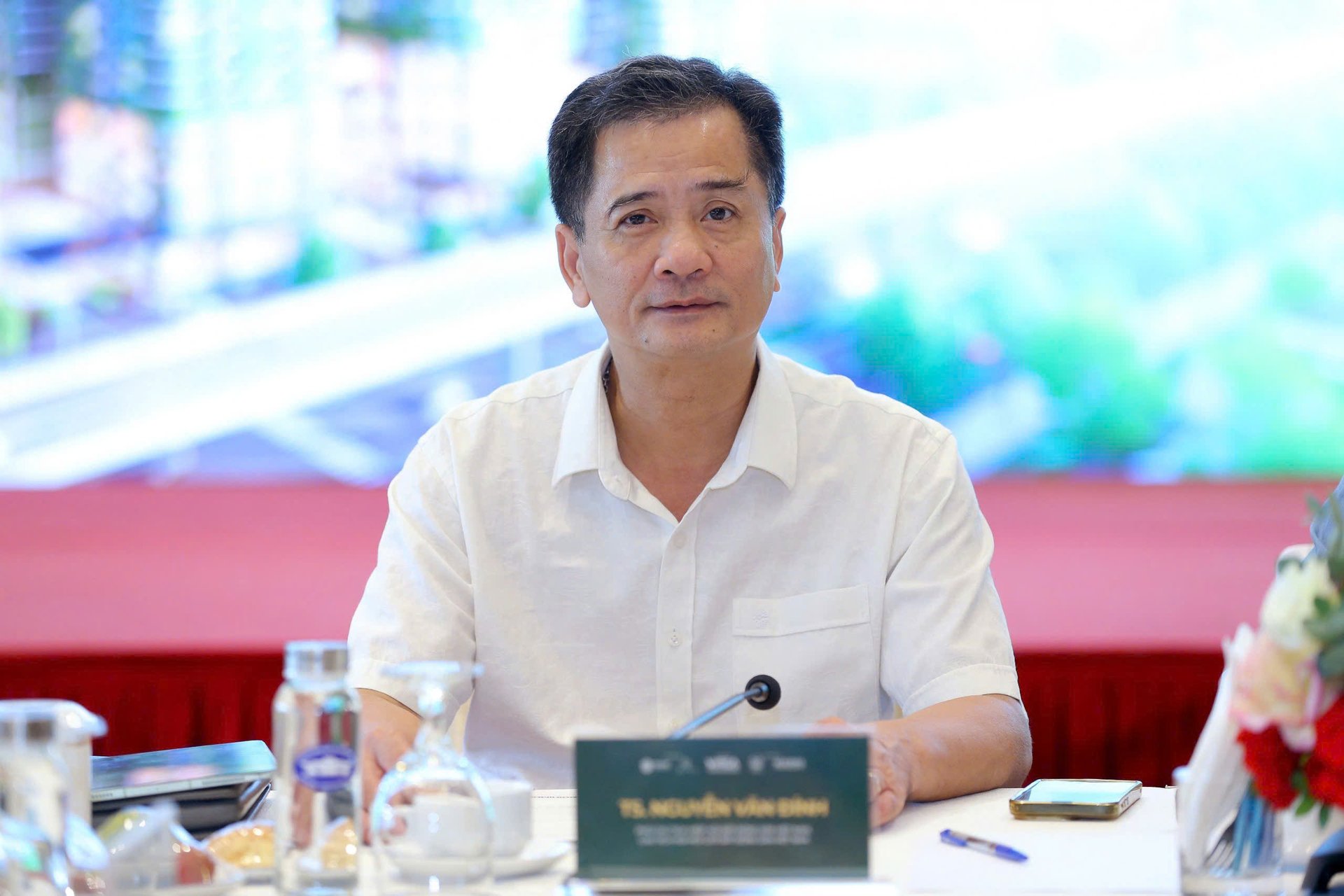 TS. Nguyễn Văn Đính, Phó Chủ tịch Hiệp hội Bất động sản Việt Nam, Chủ tịch Hội Môi giới Bất động sản Việt Nam. Ảnh: Reatimes.