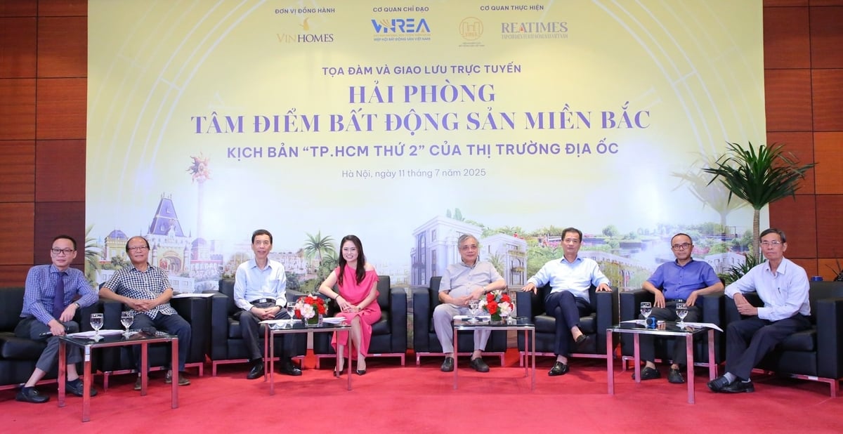 Các chuyên gia tại tọa đàm đánh giá cao tiềm năng về bất động sản của Hải Phòng. Ảnh: Reatimes. Các chuyên gia tại tọa đàm đánh giá cao tiềm năng về bất động sản của Hải Phòng. Ảnh: Reatimes.