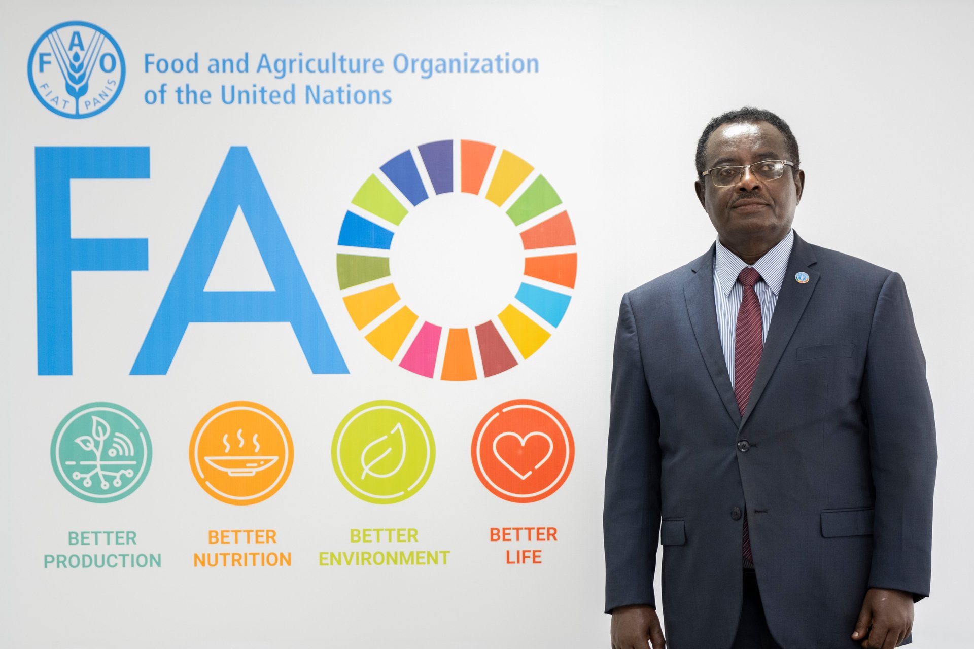 Ông Abebe Haile-Gabriel tin tưởng, Diễn đàn là cơ hội để các nước châu Phi và châu Á cùng trao đổi kinh nghiệm, học hỏi lẫn nhau và thiết lập quan hệ hợp tác. Ảnh: FAO.