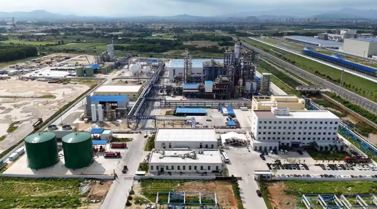 Nhà máy tái chế nhựa bằng công nghệ hóa học đầu tiên trên thế giới tại tỉnh Quảng Đông, Trung Quốc. Ảnh: China Daily. Nhà máy tái chế nhựa bằng công nghệ hóa học đầu tiên trên thế giới tại tỉnh Quảng Đông, Trung Quốc. Ảnh: China Daily.