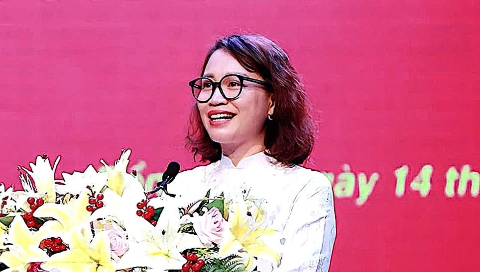 Bà Nguyễn Thị Minh Nhâm, Tổng Biên tập Báo và phát thanh, truyền hình tỉnh Đồng Nai được chỉ định giữ chức Bí thư Đảng ủy Đảng bộ cơ quan Báo và phát thanh, truyền hình Đồng Nai. Ảnh: Trần Nam. Bà Nguyễn Thị Minh Nhâm, Tổng Biên tập Báo và phát thanh, truyền hình tỉnh Đồng Nai được chỉ định giữ chức Bí thư Đảng ủy Đảng bộ cơ quan Báo và phát thanh, truyền hình Đồng Nai. Ảnh: Trần Nam.