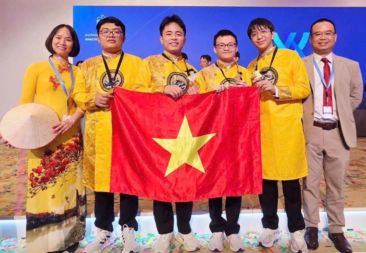 Đội tuyển Việt Nam đã xuất sắc giành 4 Huy chương vàng tại Kì thi Olympic Hóa học Quốc tế năm 2025. Ảnh: Bộ Giáo dục và Đào tạo. Đội tuyển Việt Nam đã xuất sắc giành 4 Huy chương vàng tại Kì thi Olympic Hóa học Quốc tế năm 2025. Ảnh: Bộ Giáo dục và Đào tạo.