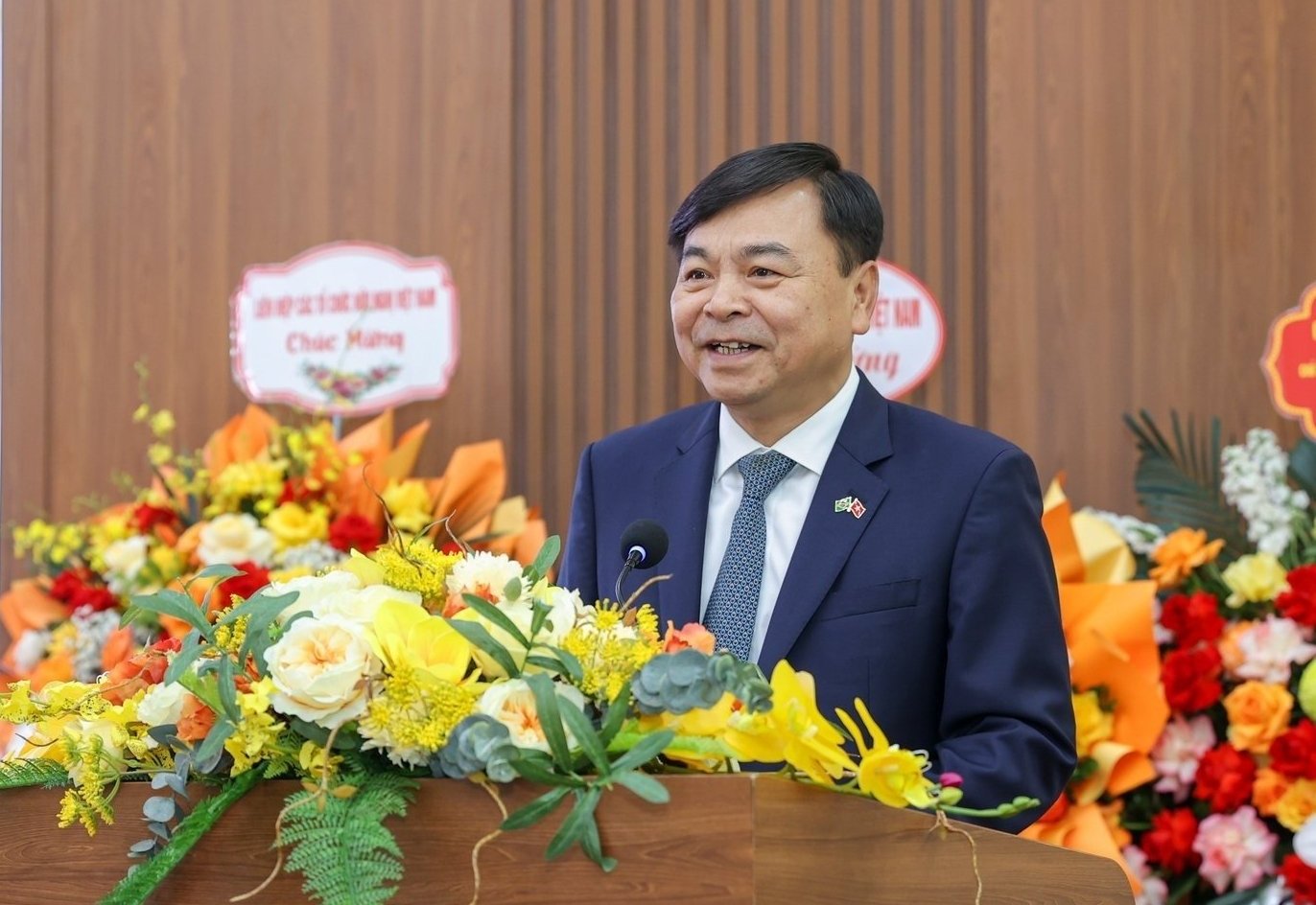 Đồng chí Nguyễn Hoàng Hiệp, Thứ trưởng Bộ Nông nghiệp và Môi trường được bầu làm Chủ tịch Hội hữu nghị và hợp tác Việt Nam - Brazil nhiệm kỳ 2025 - 2030. Ảnh: Đinh Hòa. Đồng chí Nguyễn Hoàng Hiệp, Thứ trưởng Bộ Nông nghiệp và Môi trường được bầu làm Chủ tịch Hội hữu nghị và hợp tác Việt Nam - Brazil nhiệm kỳ 2025 - 2030. Ảnh: Đinh Hòa.