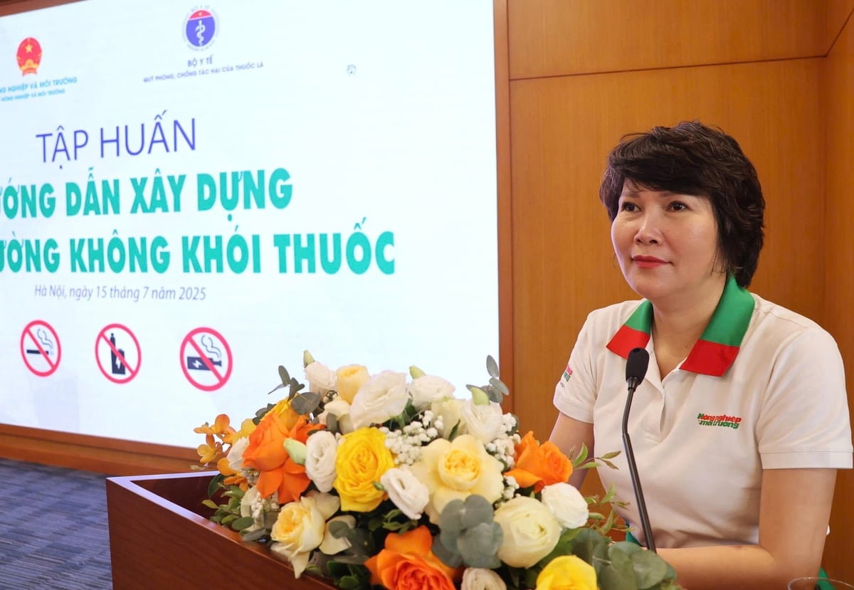 Bà Lý Thị Hồng Điệp - Phó Tổng biên tập Báo Nông nghiệp và Môi trường phát biểu khai mạc hội nghị. Ảnh: Khánh Ly. Bà Lý Thị Hồng Điệp - Phó Tổng biên tập Báo Nông nghiệp và Môi trường phát biểu khai mạc hội nghị. Ảnh: Khánh Ly.