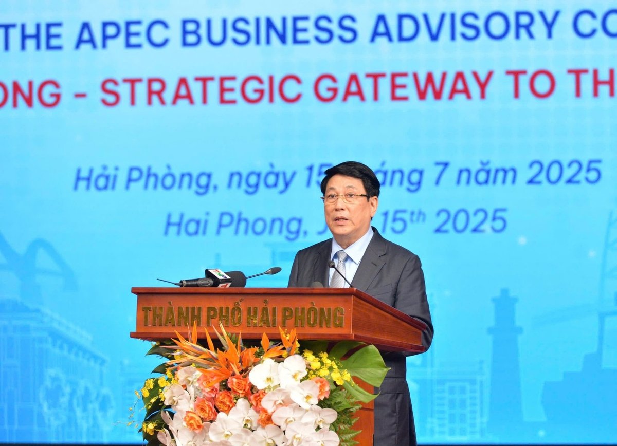 Chủ tịch nước Lương Cường phát biểu chỉ đạo tại Hội nghị xúc tiến đầu tư thành phố Hải Phòng tại Kỳ họp thứ 3-2025 Hội đồng tư vấn kinh doanh APEC. Ảnh: Phan Tuấn. Chủ tịch nước Lương Cường phát biểu chỉ đạo tại Hội nghị xúc tiến đầu tư thành phố Hải Phòng tại Kỳ họp thứ 3-2025 Hội đồng tư vấn kinh doanh APEC. Ảnh: Phan Tuấn.
