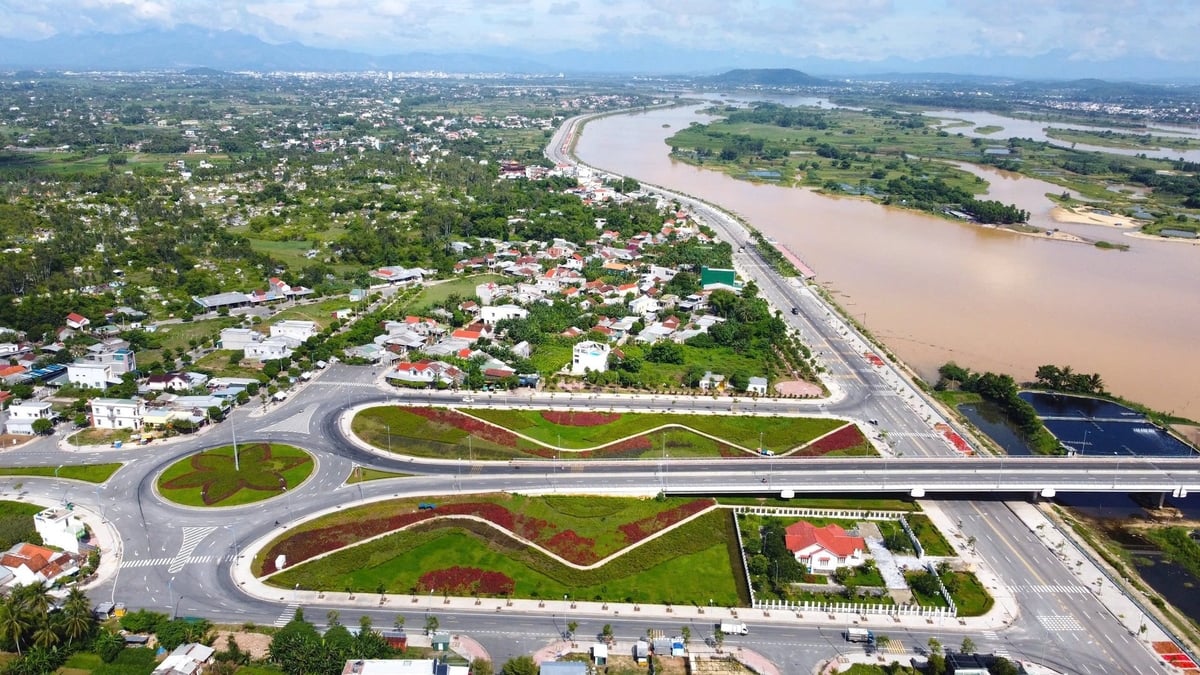 Năm 2025, nguồn thu từ đấu giá quyền sử dụng đất của Quảng Ngãi dự kiến đạt hơn 2.687 tỷ đồng. Ảnh: Võ Hà. Năm 2025, nguồn thu từ đấu giá quyền sử dụng đất của Quảng Ngãi dự kiến đạt hơn 2.687 tỷ đồng. Ảnh: Võ Hà.