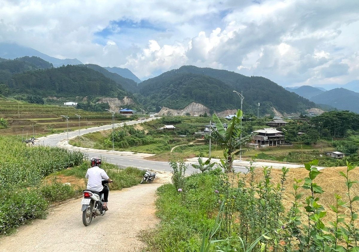 Diện mạo xã Hạnh Phúc đang từng bước đổi thay, đời sống người dân ngày càng cải thiện. Ảnh: Thanh Ngà.