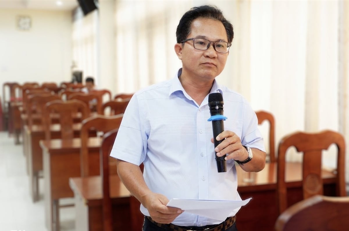 Đồng chí Nguyễn Đức Thắng, Chi cục trưởng Chi cục Phát triển nông thôn cho biết: Tính đến ngày 14/7/2025, toàn tỉnh đã triển khai hỗ trợ xây mới và sửa chữa được 8.471/9.493 căn nhà, đạt tỷ lệ 89,23% so với kế hoạch. Ảnh: Khánh Toàn. Đồng chí Nguyễn Đức Thắng, Chi cục trưởng Chi cục Phát triển nông thôn cho biết: Tính đến ngày 14/7/2025, toàn tỉnh đã triển khai hỗ trợ xây mới và sửa chữa được 8.471/9.493 căn nhà, đạt tỷ lệ 89,23% so với kế hoạch. Ảnh: Khánh Toàn.