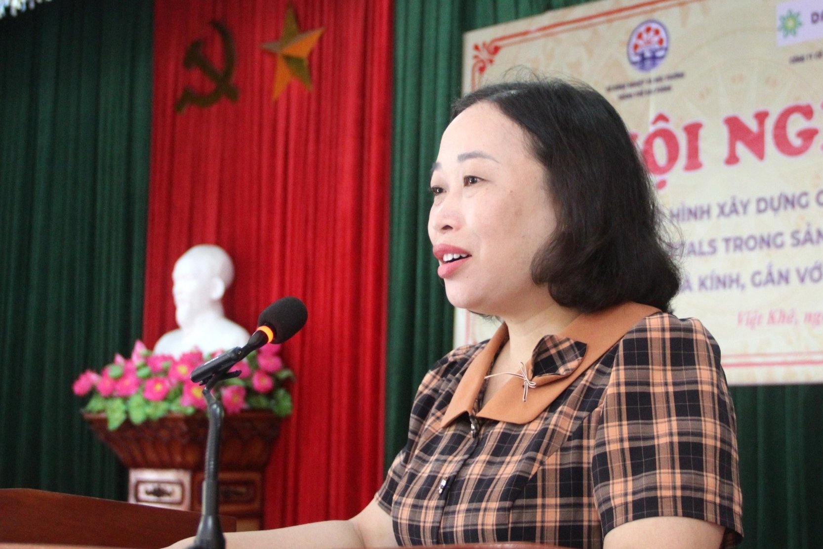 Bà Lương Thị Kiểm - Phó Giám đốc Sở Nông nghiệp và Môi trường Hải Phòng chia sẻ đầy tâm huyết về định hướng nhân rộng mô hình trong thời gian tới. Ảnh: Đinh Mười. Bà Lương Thị Kiểm - Phó Giám đốc Sở Nông nghiệp và Môi trường Hải Phòng chia sẻ đầy tâm huyết về định hướng nhân rộng mô hình trong thời gian tới. Ảnh: Đinh Mười.