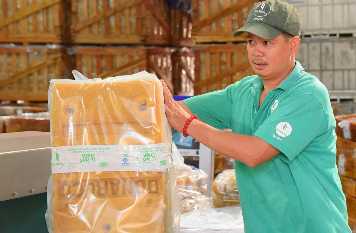 Chế biến mủ cao su tại một nhà máy của VRG. Ảnh: VRG. Chế biến mủ cao su tại một nhà máy của VRG. Ảnh: VRG.