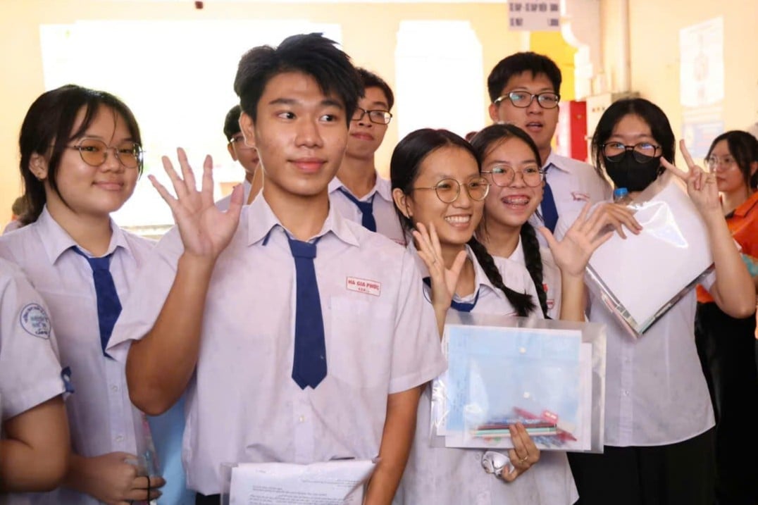 Kết quả kỳ thi tốt nghiệp THPT năm 2025 là cơ sở để ngành giáo dục và đào tạo TP Cần Thơ tiếp tục nâng cao chất lượng giáo dục phổ thông trong giai đoạn tới. Ảnh: Duy Tân. Kết quả kỳ thi tốt nghiệp THPT năm 2025 là cơ sở để ngành giáo dục và đào tạo TP Cần Thơ tiếp tục nâng cao chất lượng giáo dục phổ thông trong giai đoạn tới. Ảnh: Duy Tân.