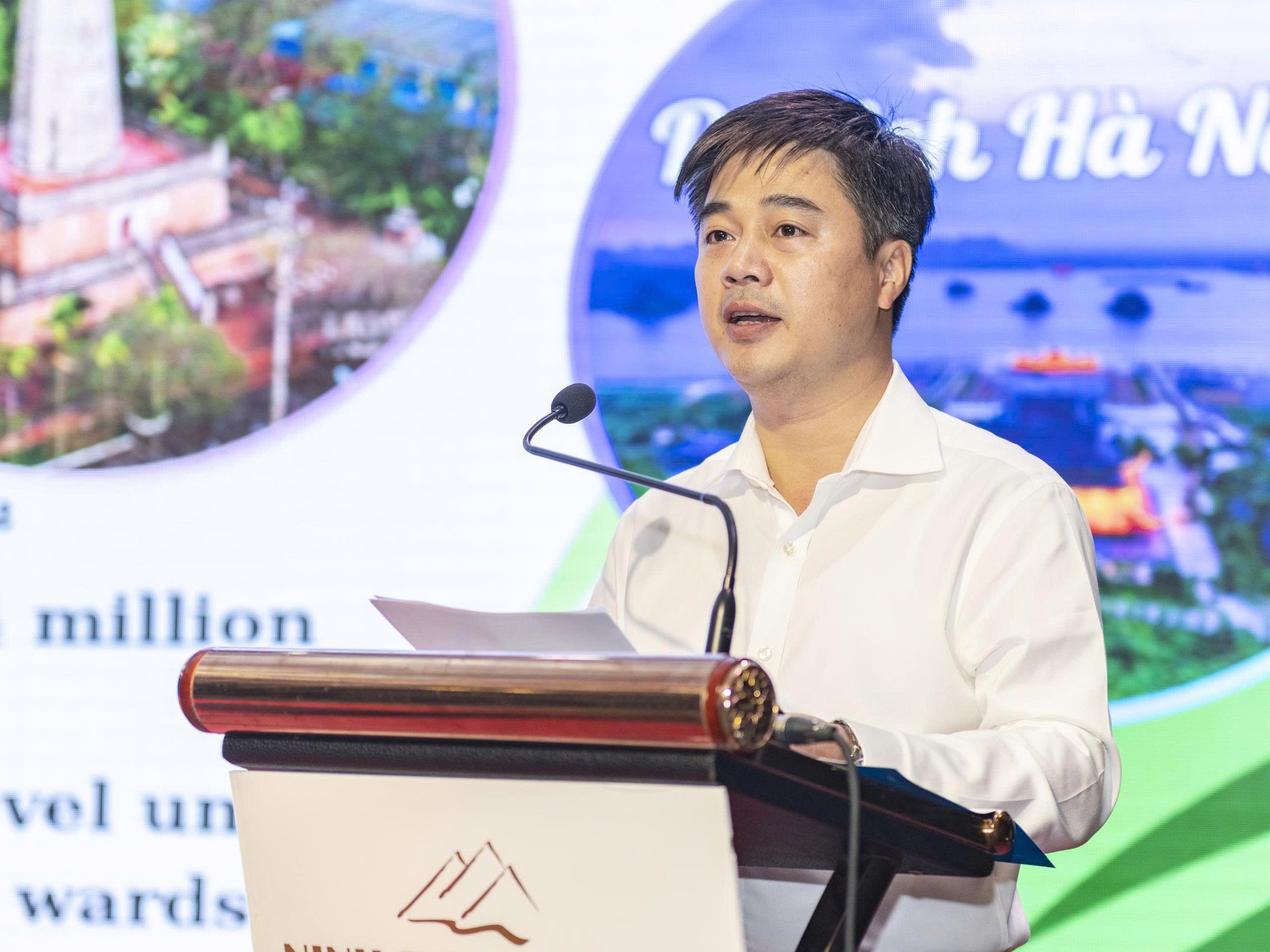 Theo ông Trương Quốc Bảo, Phó Giám đốc Sở Nông nghiệp và Môi trường Ninh Bình, đây là địa phương đầu tiên của cả nước có sản phẩm OCOP 5 sao về du lịch nông thôn (sản phẩm Ecohost - Hải Hậu). Ảnh: Trần Văn.