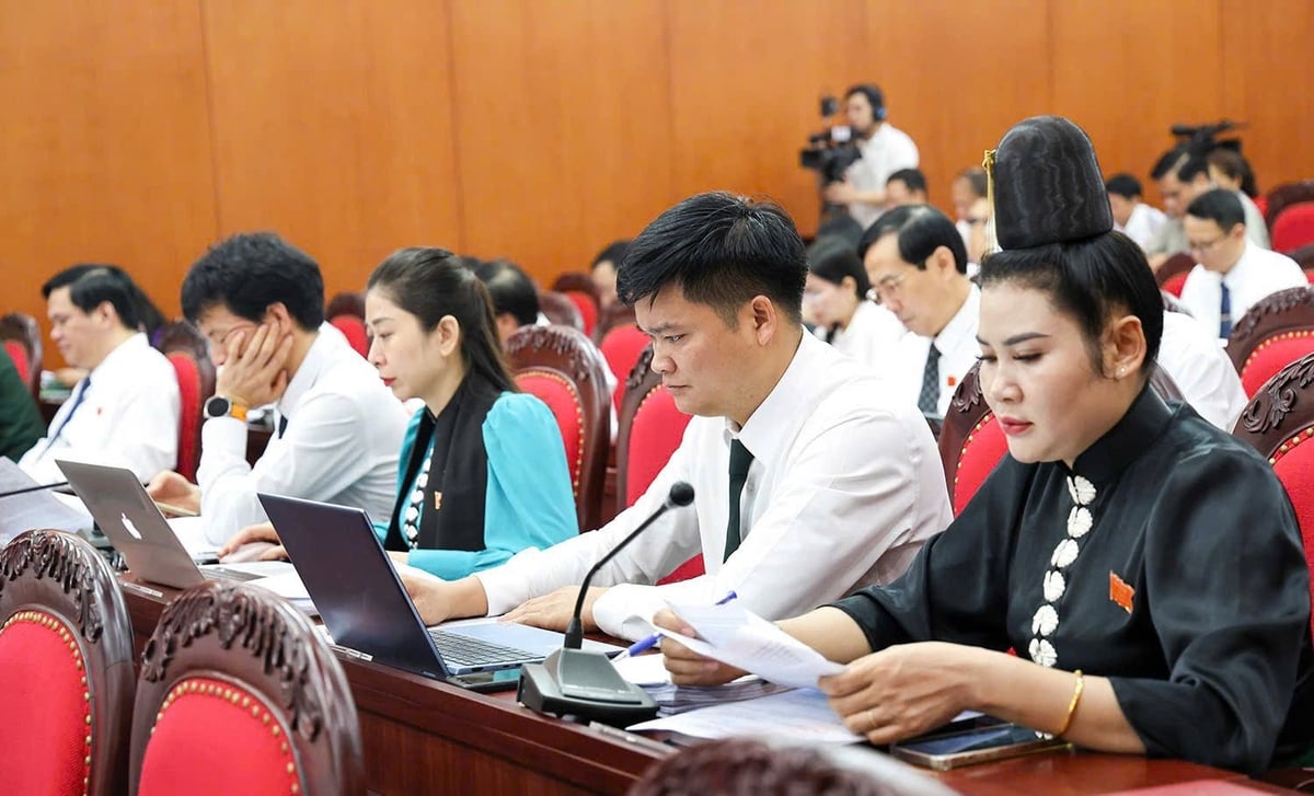 Các đại biểu dự Kỳ họp. Ảnh: Nguyễn Nga. Các đại biểu dự Kỳ họp. Ảnh: Nguyễn Nga.